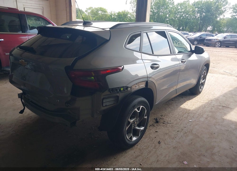 2024 CHEVROLET TRAX FWD LT VIN: KL77LHE27RC036663