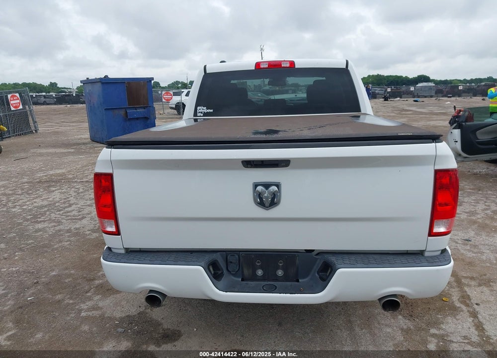 2015 RAM 1500 VIN: 1C6RR6KT3FS664126