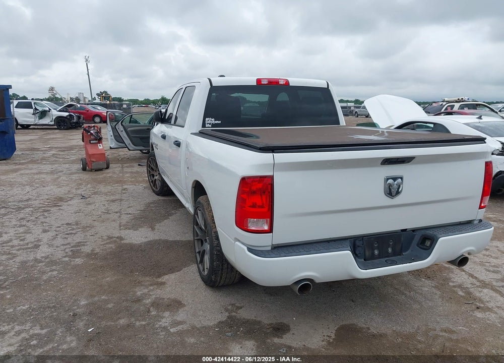 2015 RAM 1500 VIN: 1C6RR6KT3FS664126