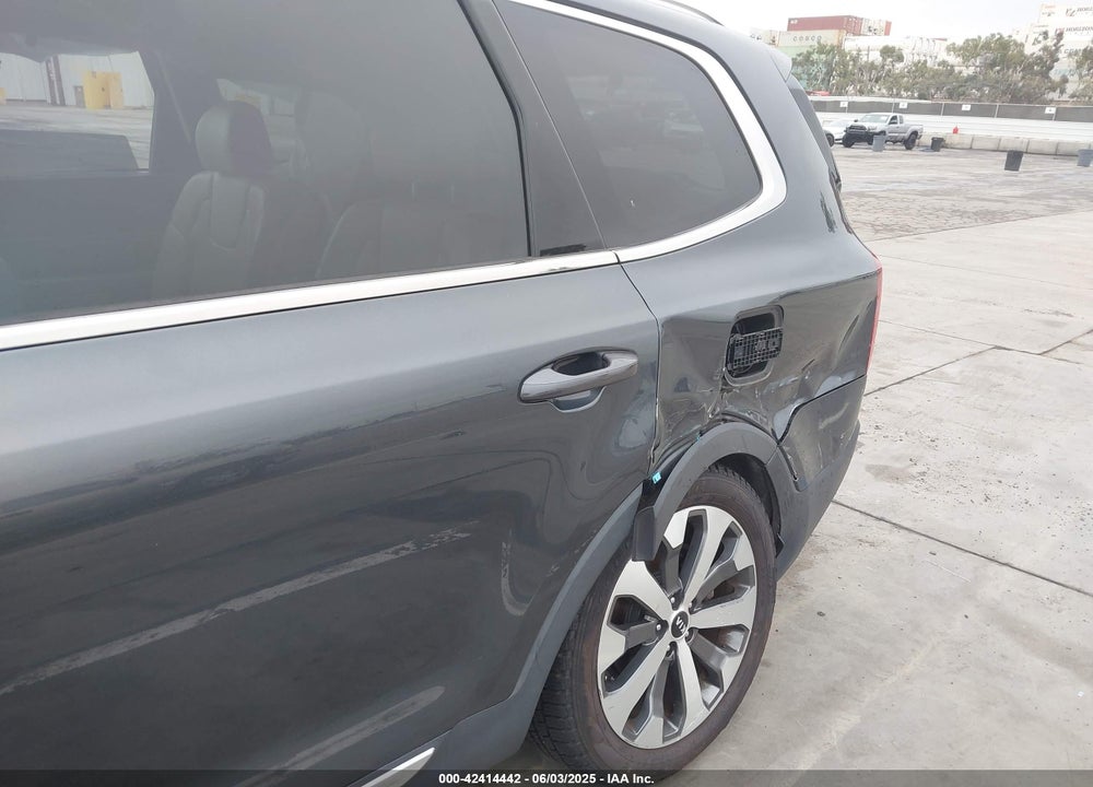 2021 KIA TELLURIDE EX VIN: 5XYP34HC1MG161002