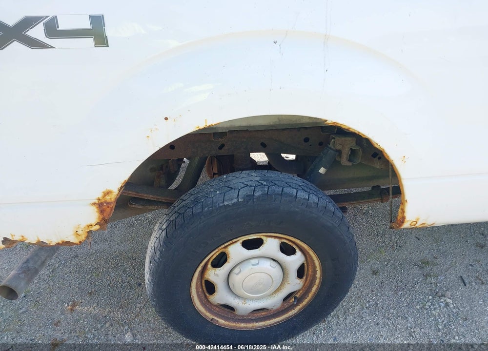 2014 FORD F-150 XL VIN: 1FTMF1EM8EKF10898