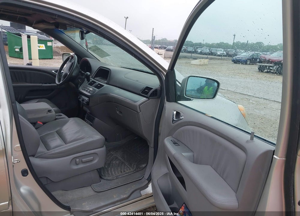 2008 HONDA ODYSSEY EX-L VIN: 5FNRL38758B015110