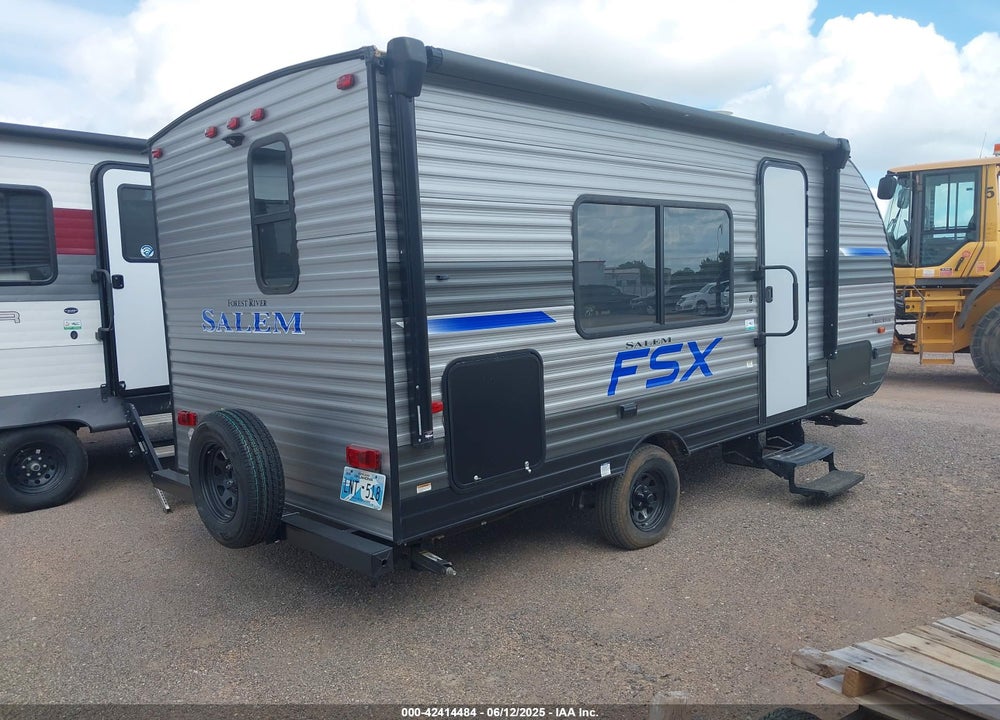 2021 FOREST RIVER SALEM FSX VIN: 4X4TSM714MY008844