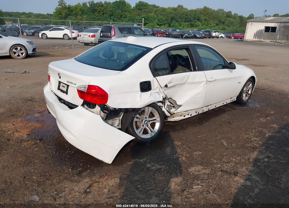 2008 BMW 328XI VIN: WBAVC93578K042901