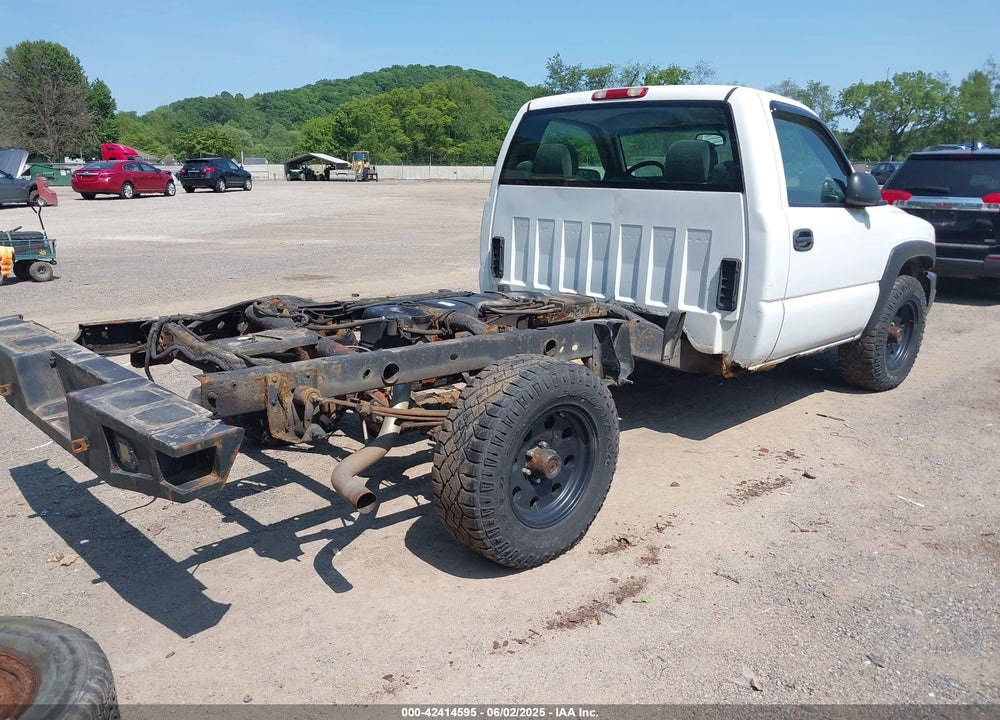 2007 GMC SIERRA 1500 CLASSIC WORK TRUCK VIN: 3GTEK14X27G222073