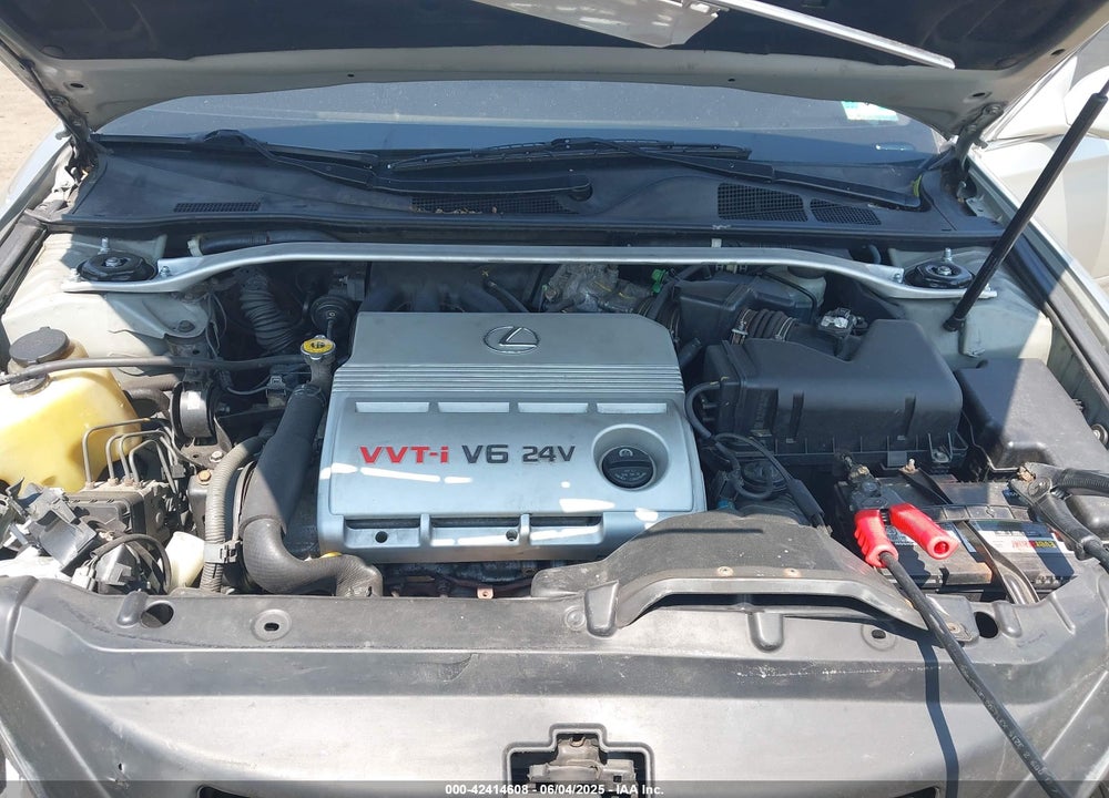 2002 LEXUS ES 300 VIN: JTHBF30G125023832