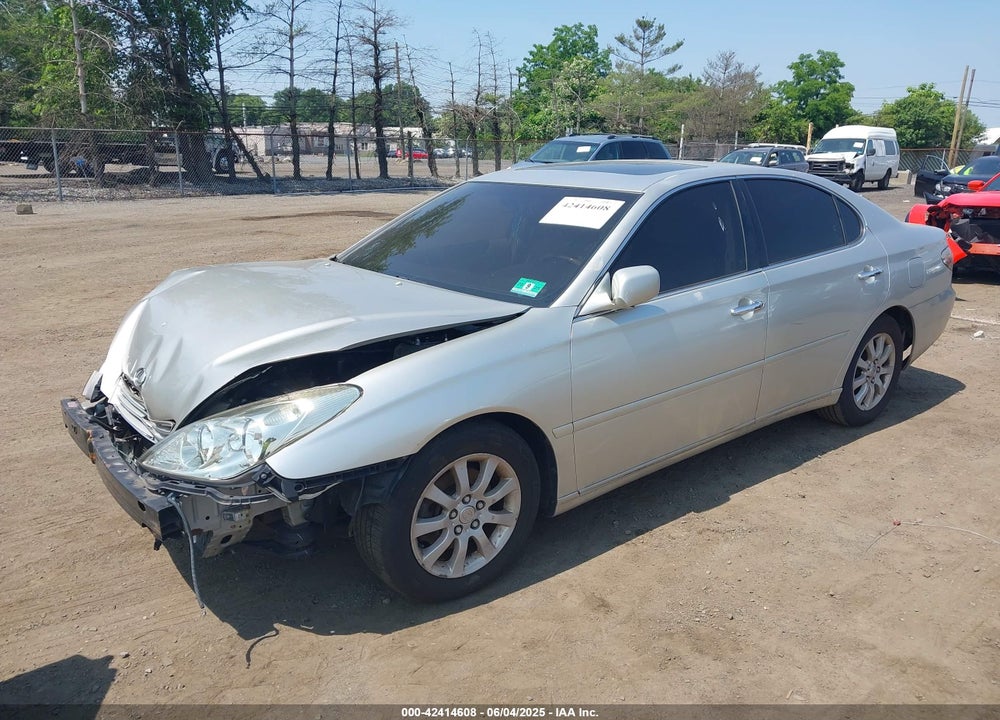 2002 LEXUS ES 300 VIN: JTHBF30G125023832