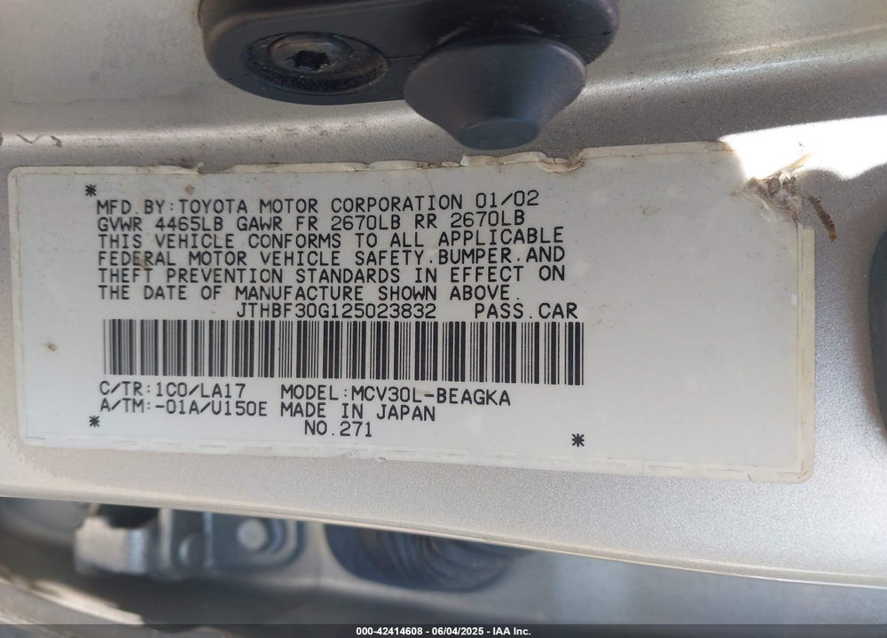 2002 LEXUS ES 300 VIN: JTHBF30G125023832