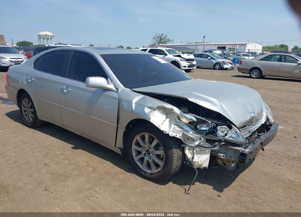 2002 LEXUS ES 300 VIN: JTHBF30G125023832