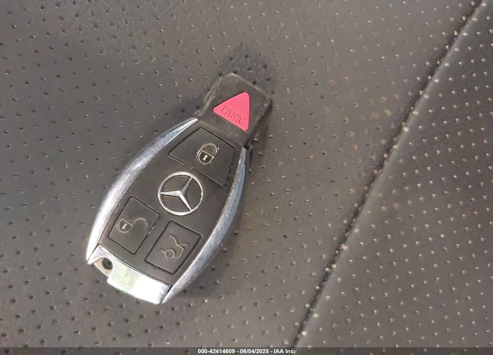 2012 MERCEDES-BENZ C CLASS VIN: WDDGF8BB5CR191284