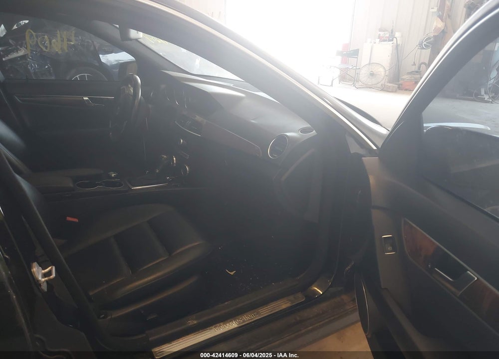 2012 MERCEDES-BENZ C CLASS VIN: WDDGF8BB5CR191284