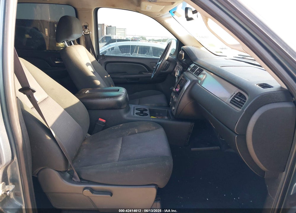2008 GMC YUKON VIN: 1GKFC13C48R269014