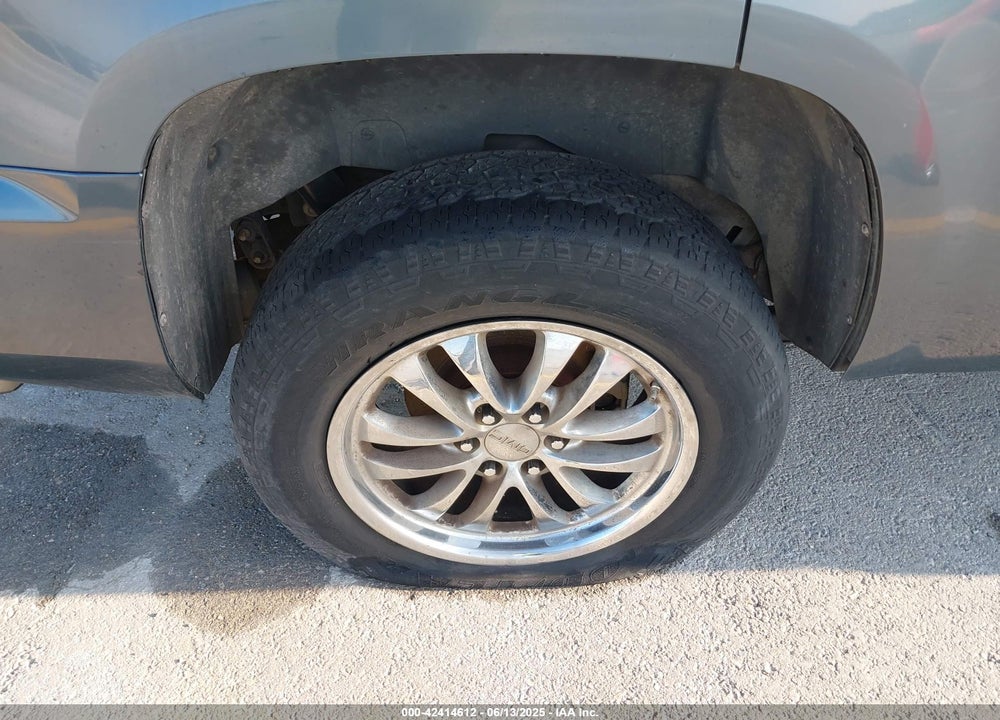 2008 GMC YUKON VIN: 1GKFC13C48R269014