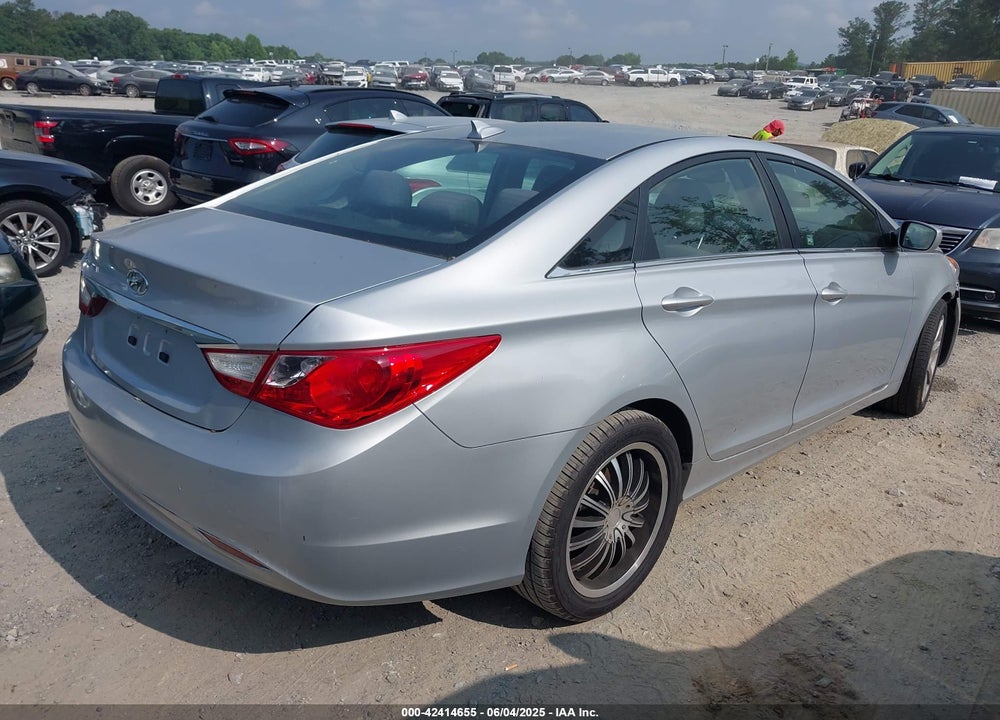 2012 HYUNDAI SONATA GLS VIN: 5NPEB4AC2CH325434