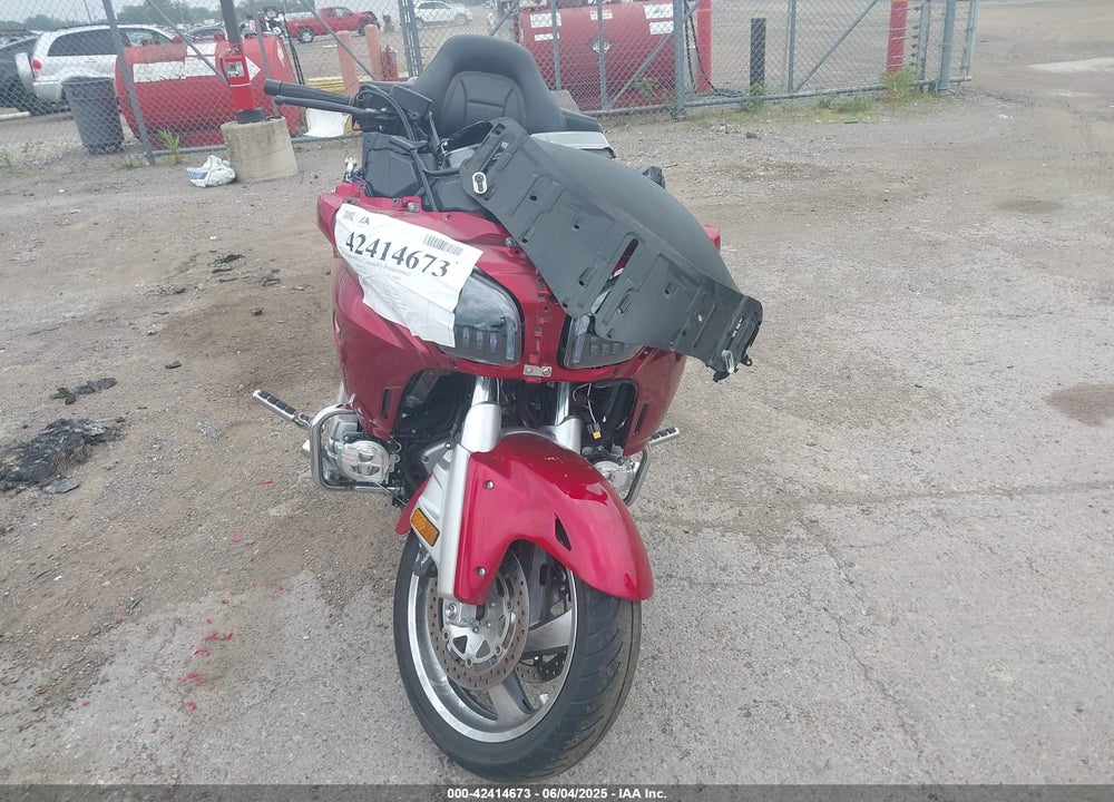 2013 HONDA GL1800 H VIN: JH2SC68H8DK100622