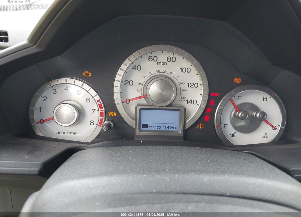 2011 HONDA PILOT TOURING VIN: 5FNYF4H90BB081811