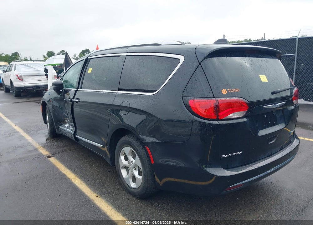 2018 CHRYSLER PACIFICA HYBRID TOURING L VIN: 2C4RC1L74JR183472