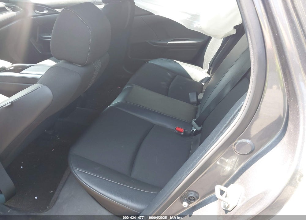 2019 HONDA CIVIC VIN: 2HGFC2F80KH526865