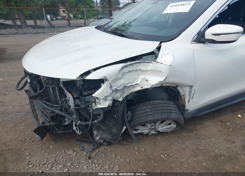 2019 NISSAN ROGUE VIN: KNMAT2MV8KP552062