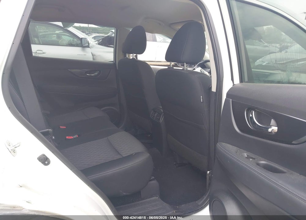 2019 NISSAN ROGUE VIN: KNMAT2MV8KP552062