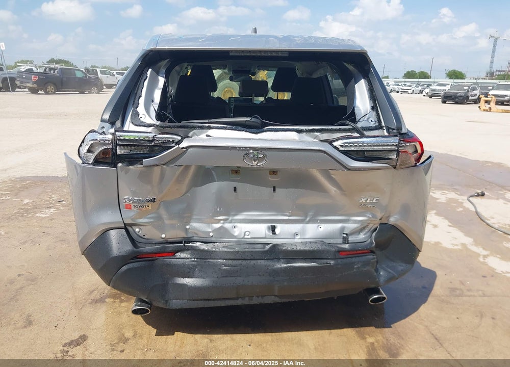 2020 TOYOTA RAV4 VIN: JTMP1RFV0LJ030911