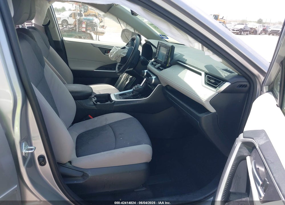 2020 TOYOTA RAV4 VIN: JTMP1RFV0LJ030911