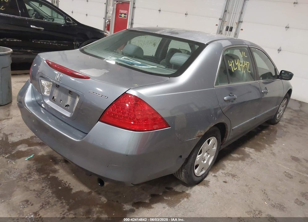 2007 HONDA ACCORD VIN: 1HGCM56417A144414
