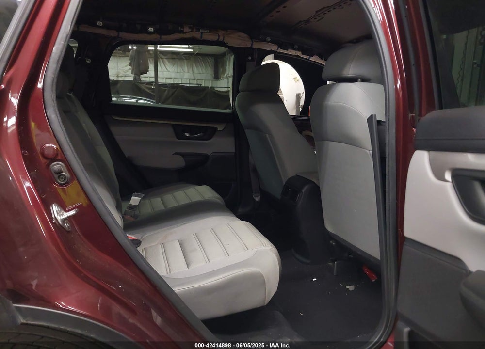 2018 HONDA CR-V LX VIN: 2HKRW5H38JH407117
