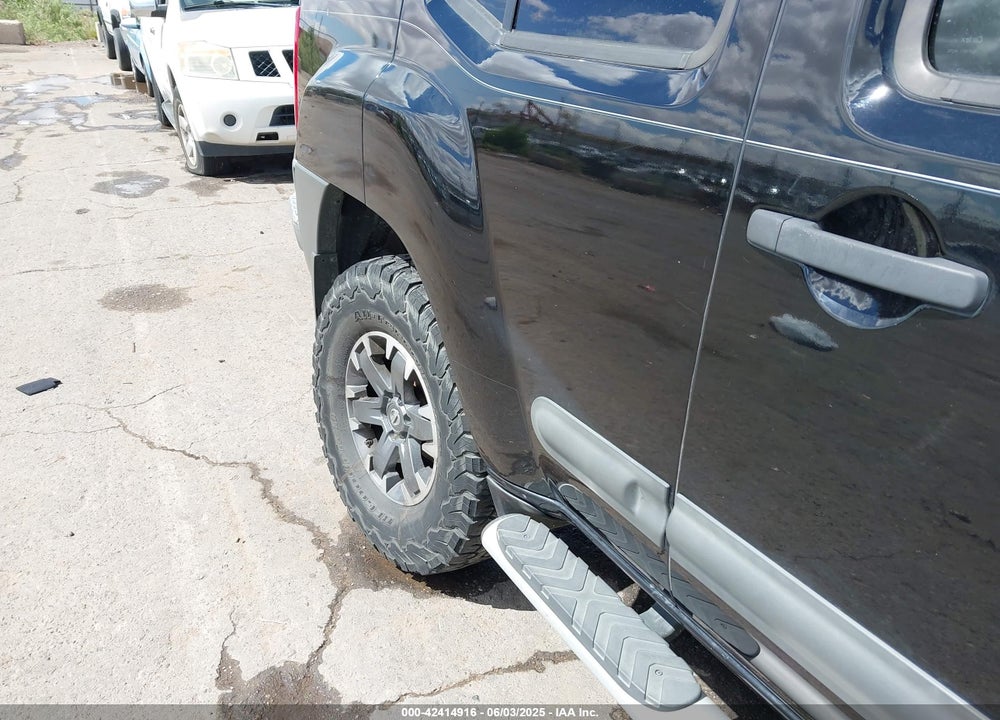 2014 NISSAN XTERRA VIN: 5N1AN0NW8EN811554