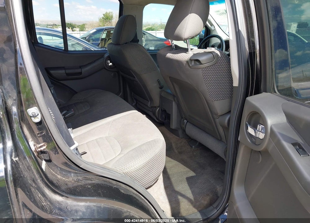 2014 NISSAN XTERRA VIN: 5N1AN0NW8EN811554