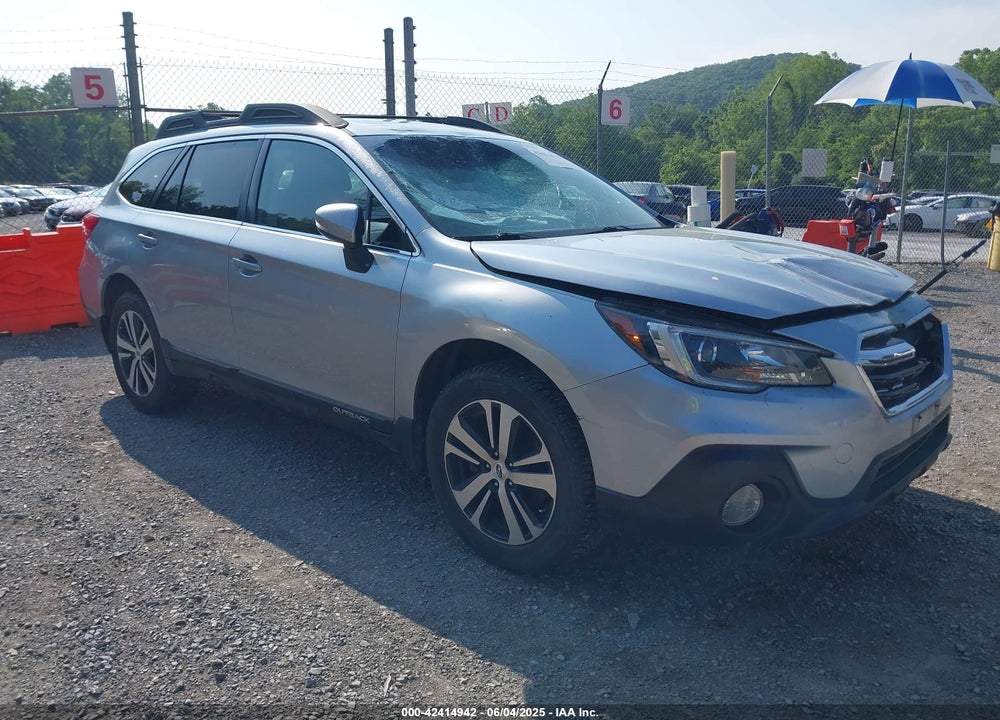 2018 SUBARU OUTBACK 2.5I LIMITED VIN: 4S4BSAKC6J3271155