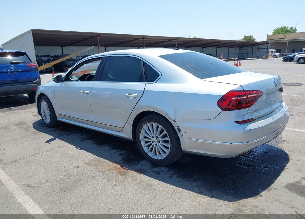 2017 VOLKSWAGEN PASSAT VIN: 1VWBT7A3XHC002069
