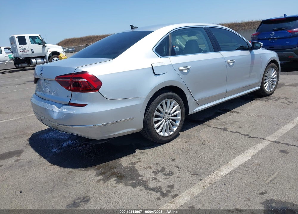 2017 VOLKSWAGEN PASSAT VIN: 1VWBT7A3XHC002069