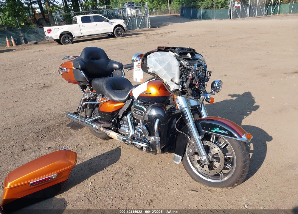 2014 HARLEY-DAVIDSON FLHTK ELECTRA GLIDE ULTRA LTD VIN: 1HD1KEL17EB607197