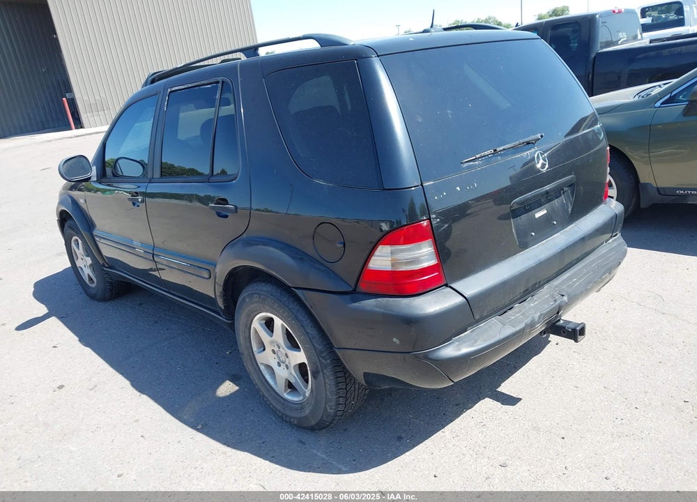 2001 MERCEDES-BENZ ML 430 VIN: 4JGAB72E61A266162