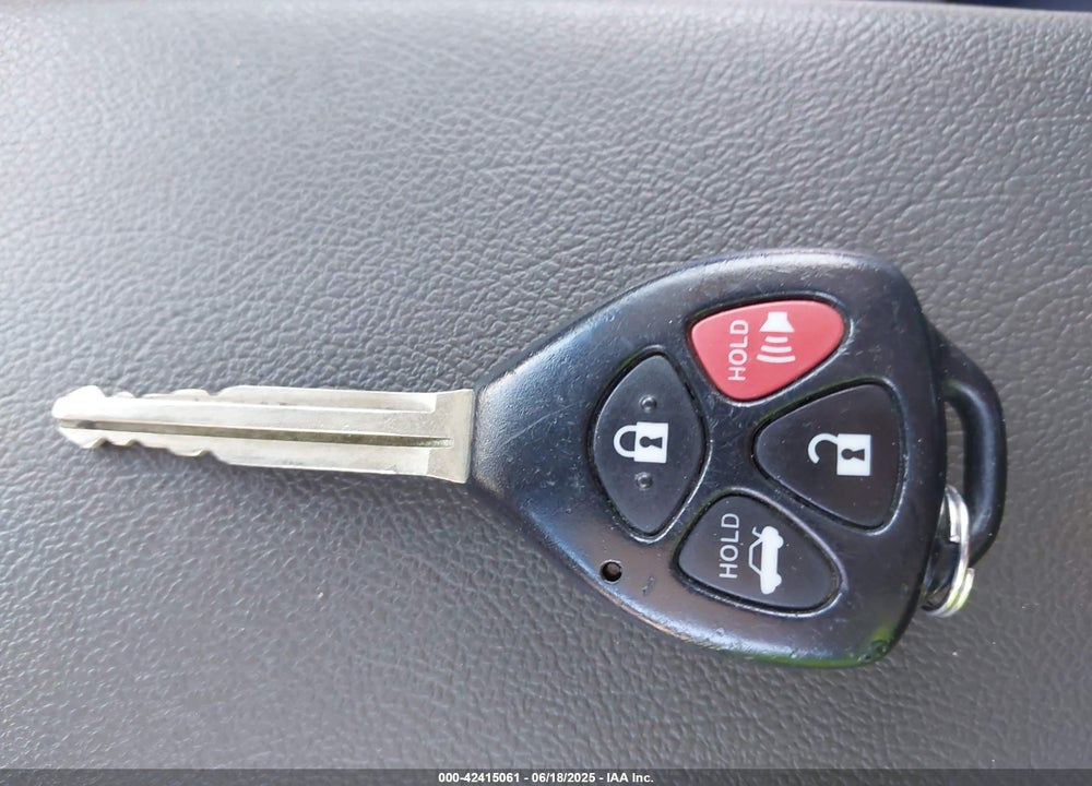 2012 TOYOTA COROLLA S/LE VIN: 2T1BU4EE8CC814271