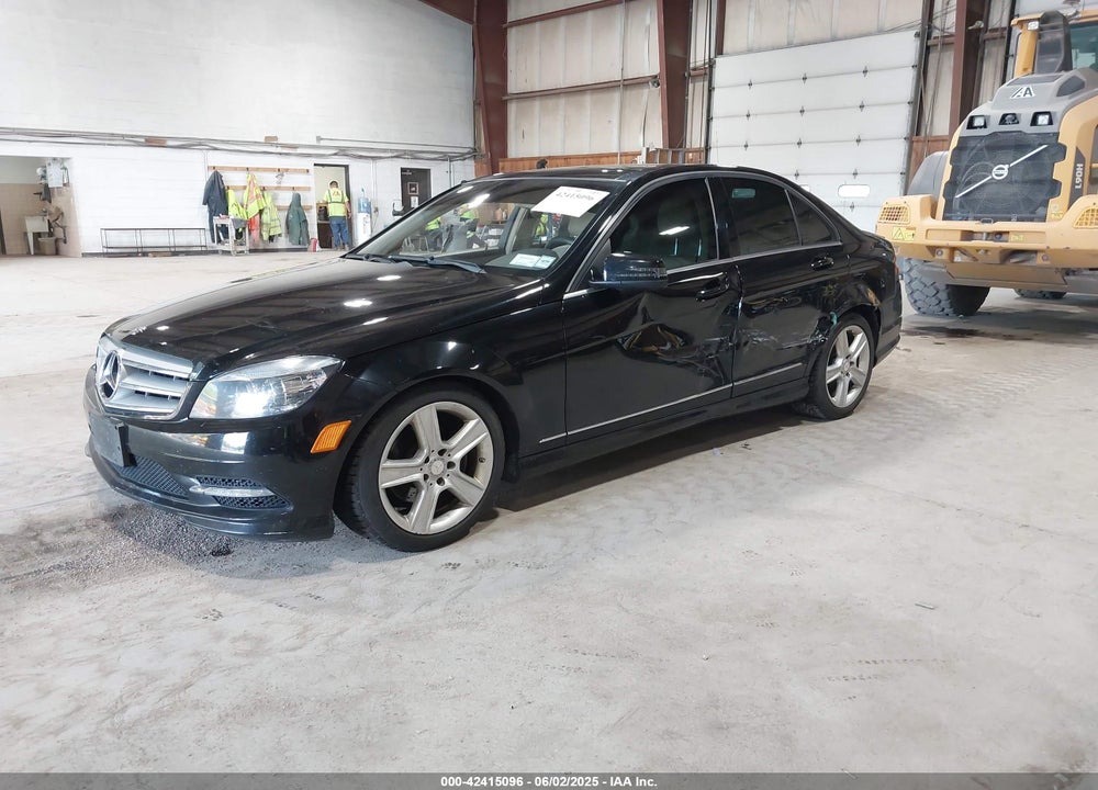 2011 MERCEDES-BENZ C CLASS VIN: WDDGF8BB8BR134687
