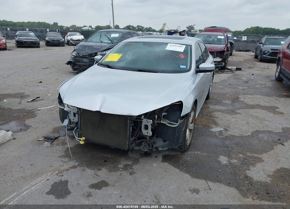 2013 VOLKSWAGEN PASSAT VIN: 1VWBH7A31DC011514