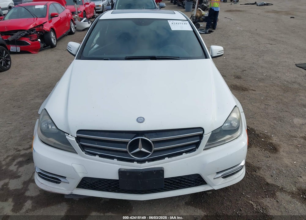 2014 MERCEDES-BENZ C 250 LUXURY/SPORT VIN: WDDGF4HBXEA914564