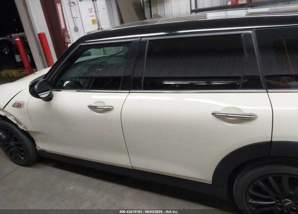 2017 MINI CLUBMAN VIN: WMWLN9C39H2E49735