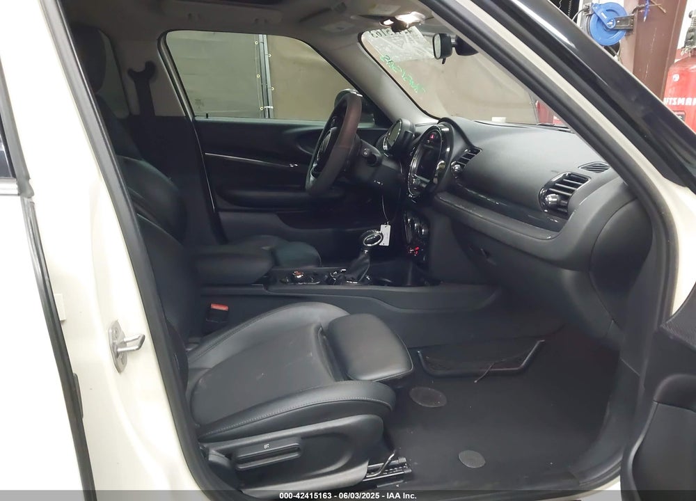 2017 MINI CLUBMAN VIN: WMWLN9C39H2E49735