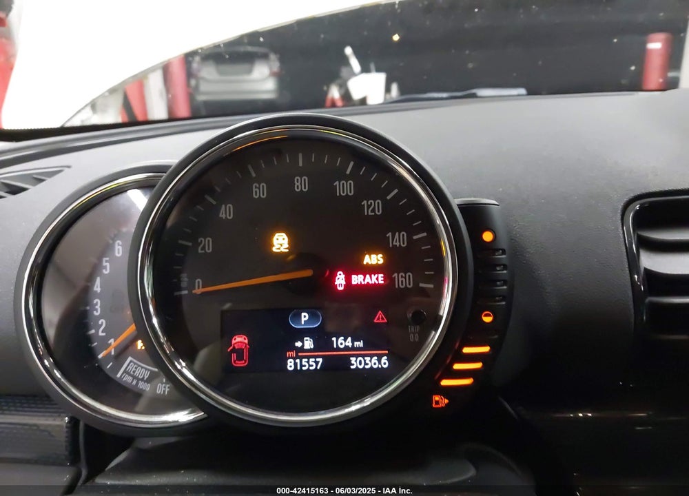 2017 MINI CLUBMAN VIN: WMWLN9C39H2E49735