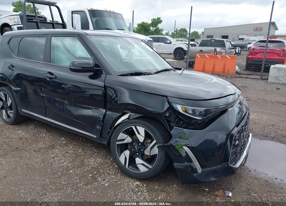 2023 KIA SOUL VIN: KNDJ53AU4P7869467