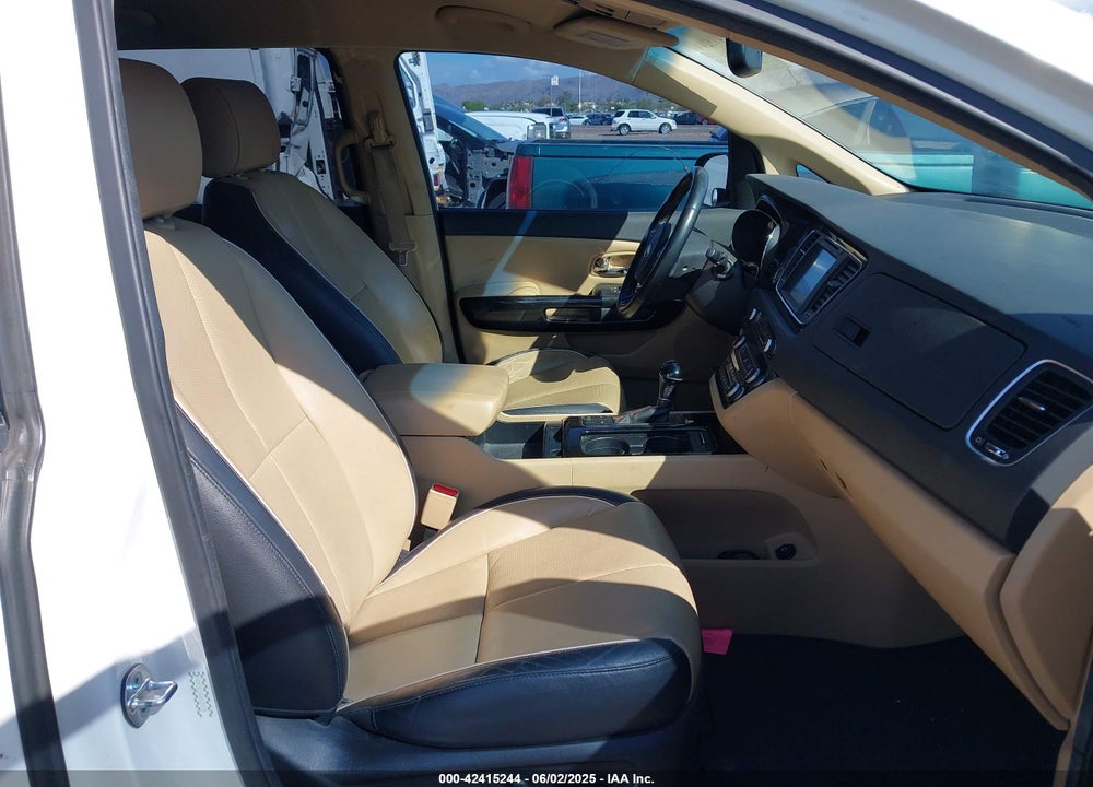 2016 KIA SEDONA SX VIN: KNDMC5C14G6125570