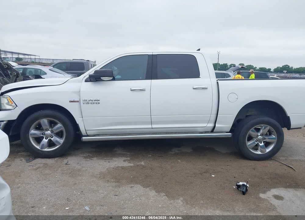 2014 RAM 1500 VIN: 1C6RR6LT4ES417016