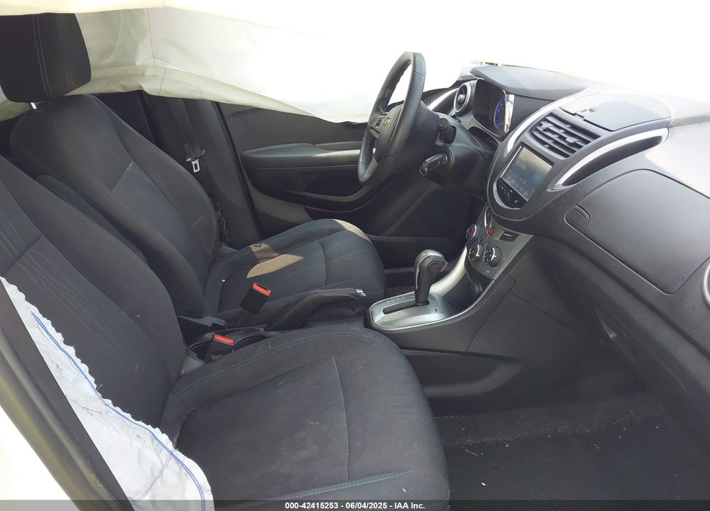 2016 CHEVROLET TRAX VIN: 3GNCJLSB8GL279423
