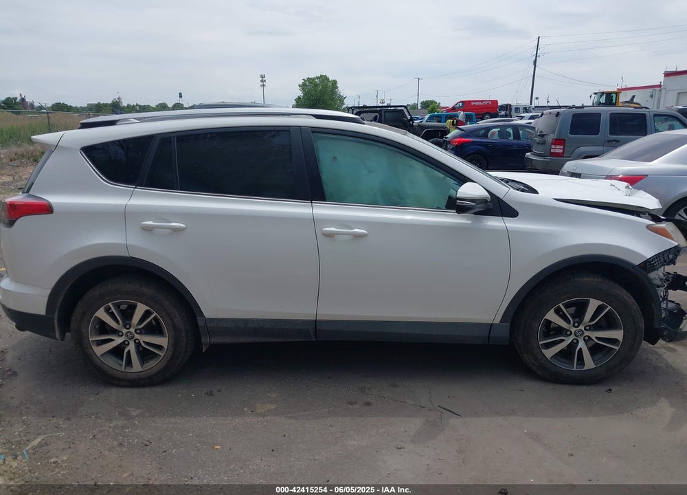 2016 TOYOTA RAV4 VIN: 2T3RFREV2GW427622