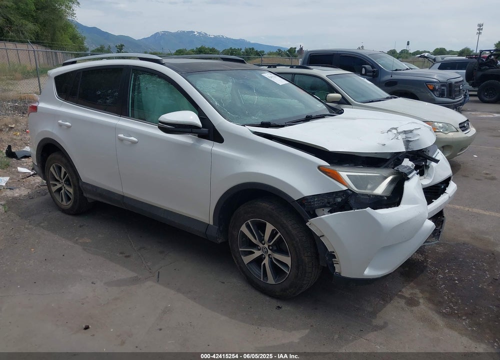 2016 TOYOTA RAV4 VIN: 2T3RFREV2GW427622