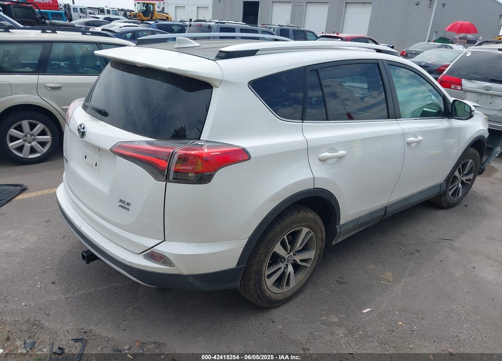 2016 TOYOTA RAV4 VIN: 2T3RFREV2GW427622