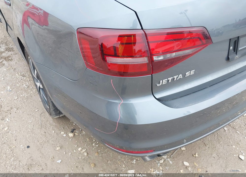 2017 VOLKSWAGEN JETTA VIN: 3VWDB7AJ0HM310098